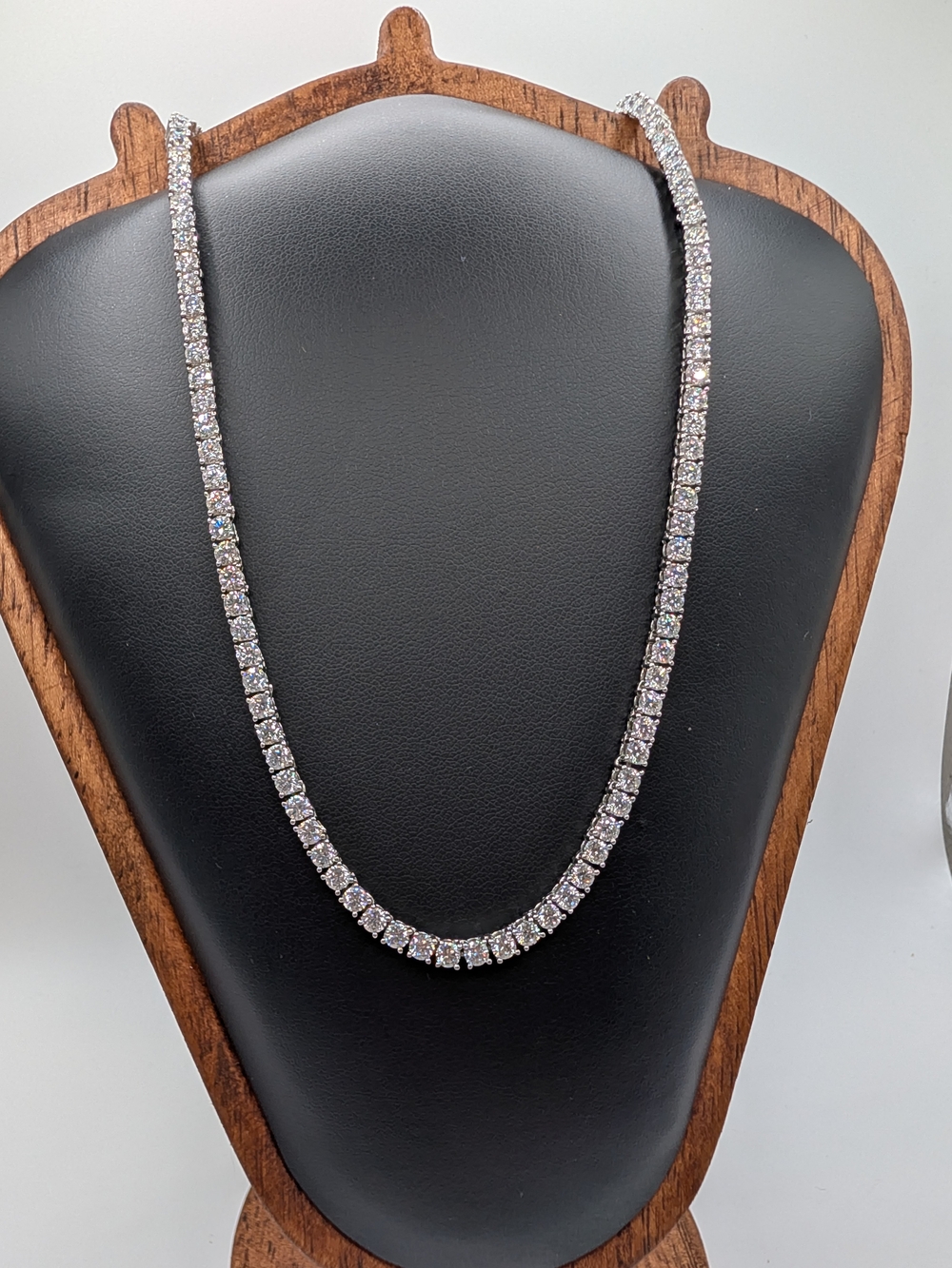 โNWT 9.00 CTW Moissanite Tennis Necklace 925 Sterling Silver 3mm 16"